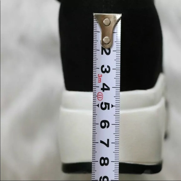 Over knee boots - Picture 3 of 4